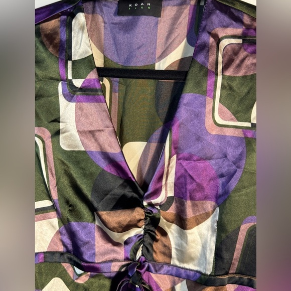 Koan Elegant Purple Geometric Italian Dress 6 - Picture 9 of 11